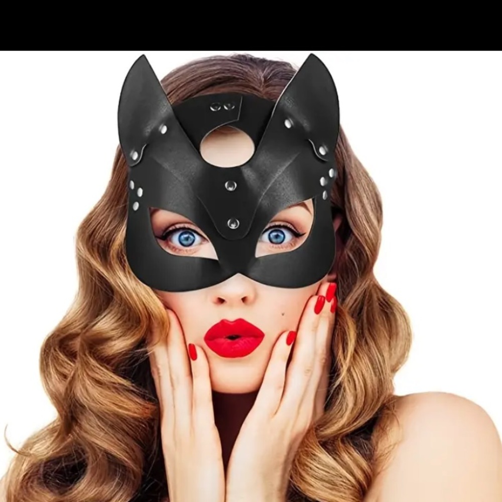 Cosplay Leather Cat Mask OS Adjustable buckle